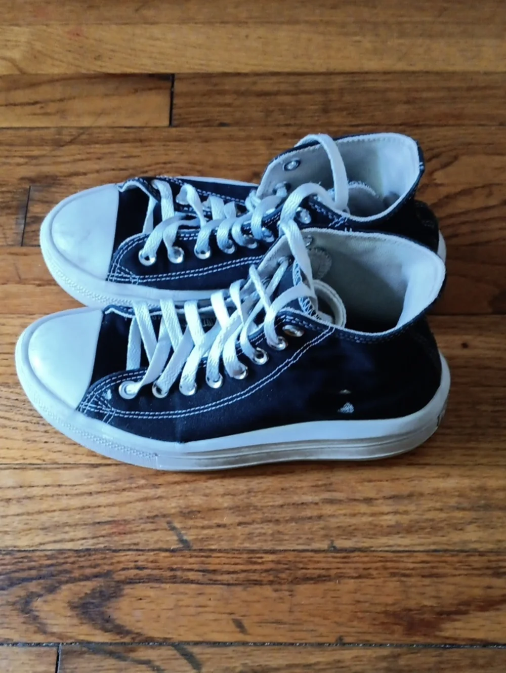 Converse shoes